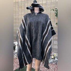 Gamboa alpaca wool poncho